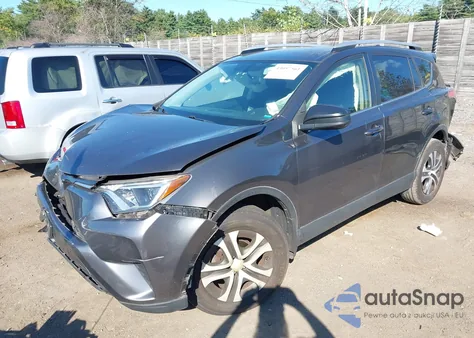 2016 Toyota Rav4 Le z USA, uszkodzony, nr VIN JTMBFREV7GJ078585